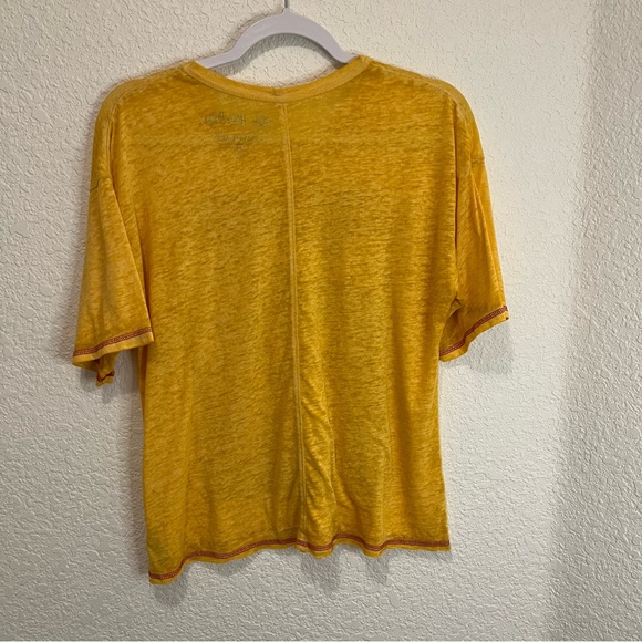 Wizarding World of Harry Potter Hogwarts Yellow Burnout Graphic Tee Women Size M - Picture 3 of 8